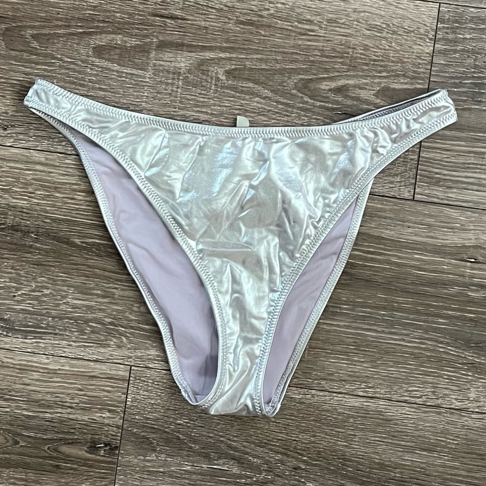 SKIMS metallic swim bottoms in nickel, size XL